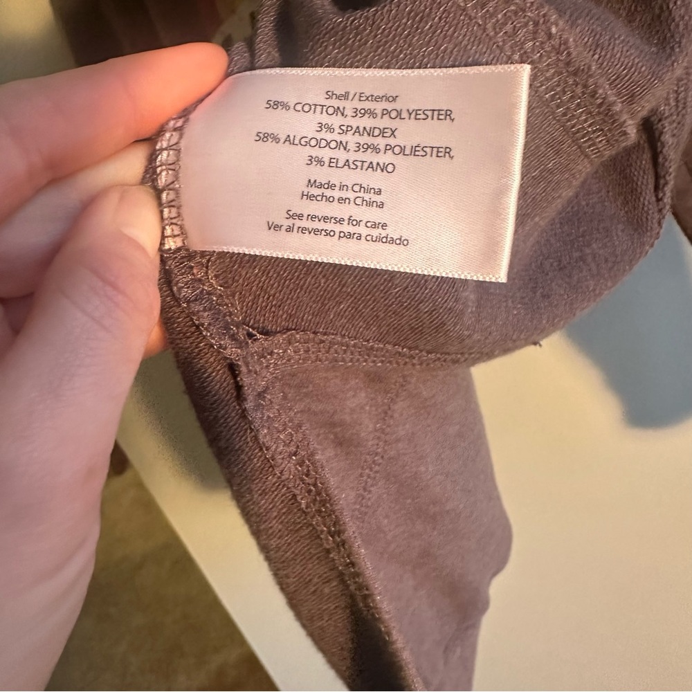 Wildfox | Easy Does It Gray Pullover Sweater | Me… - image 7